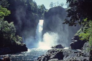 0260 vodopády Huilo Huilo.jpg